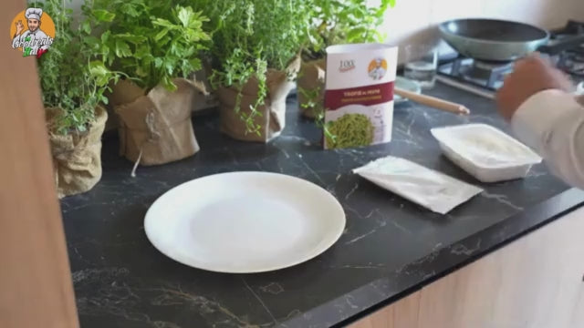 Pasta pan.mp4__PID:872a13bf-654a-4aa9-94d3-09133bfc270b